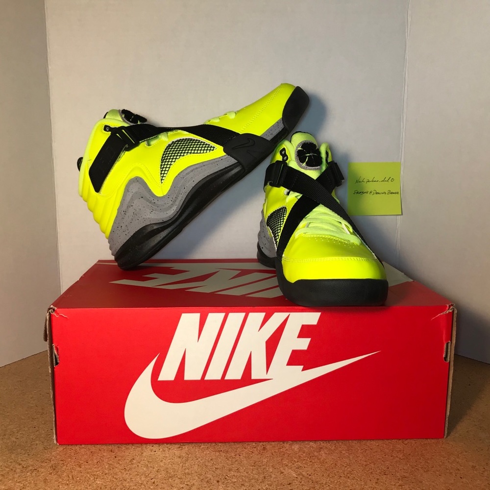 Nike Lunar Raid